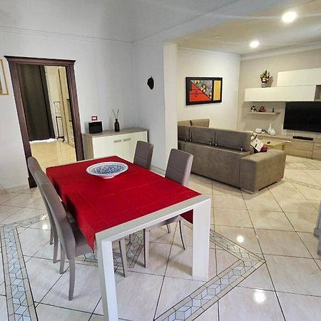 Saint Cristofer House Apartment Catania Bagian luar foto
